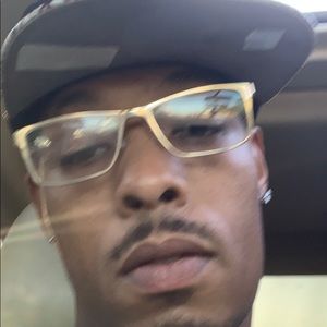 Meet your Posher, Todd